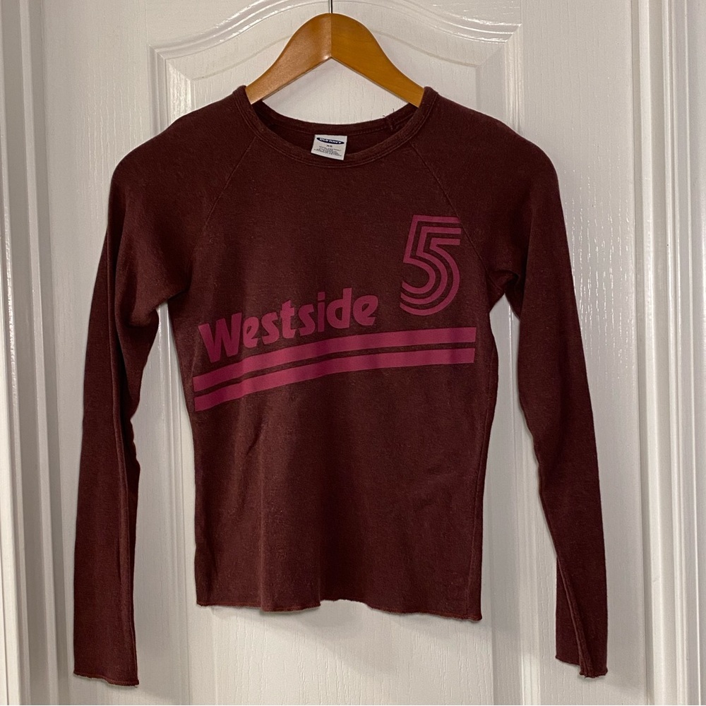 Vintage Y2K 2001 Old Navy Westside long sleeve graphic tee sz XS - Picture 1 of 4